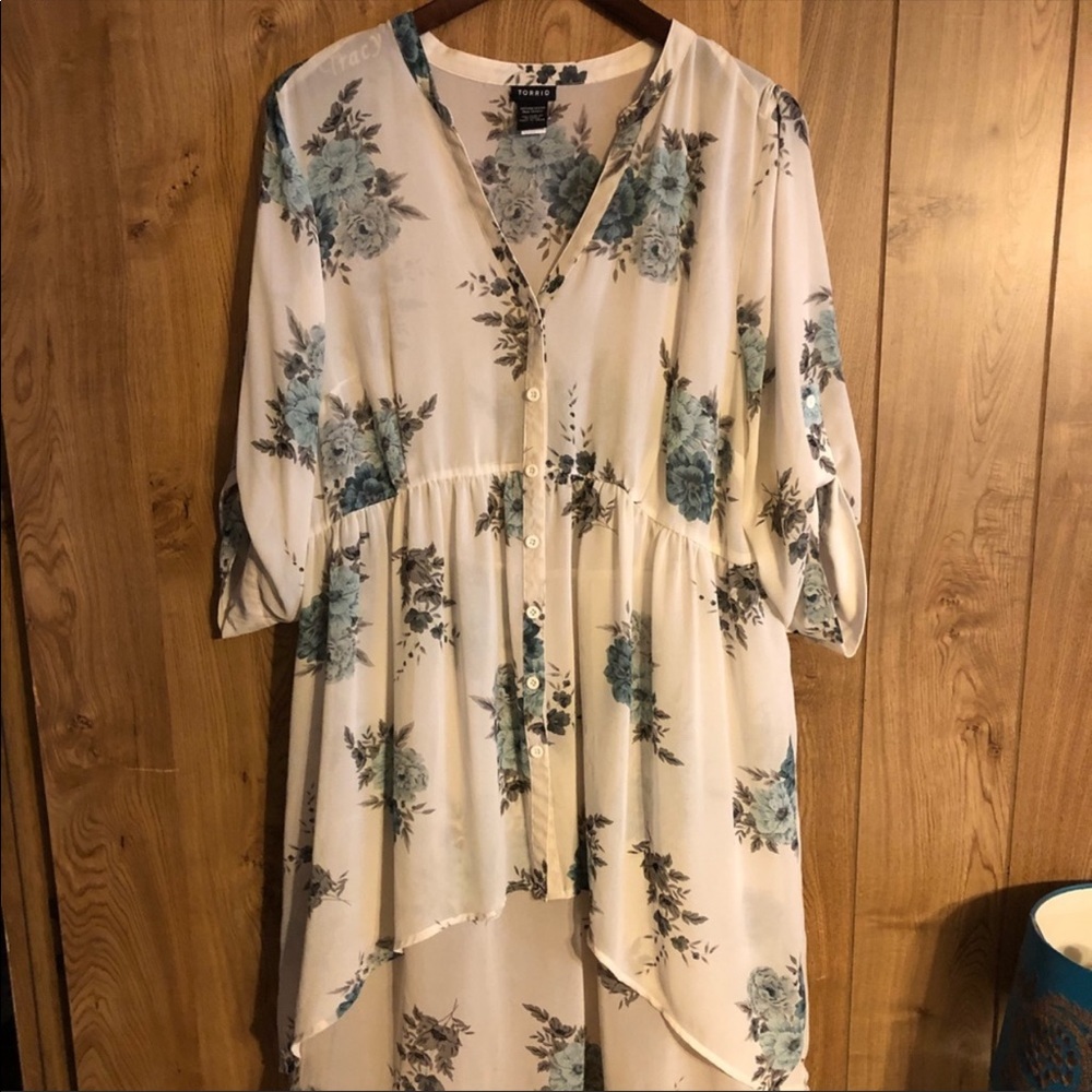 Torrid Hi Lo Floral Blouse